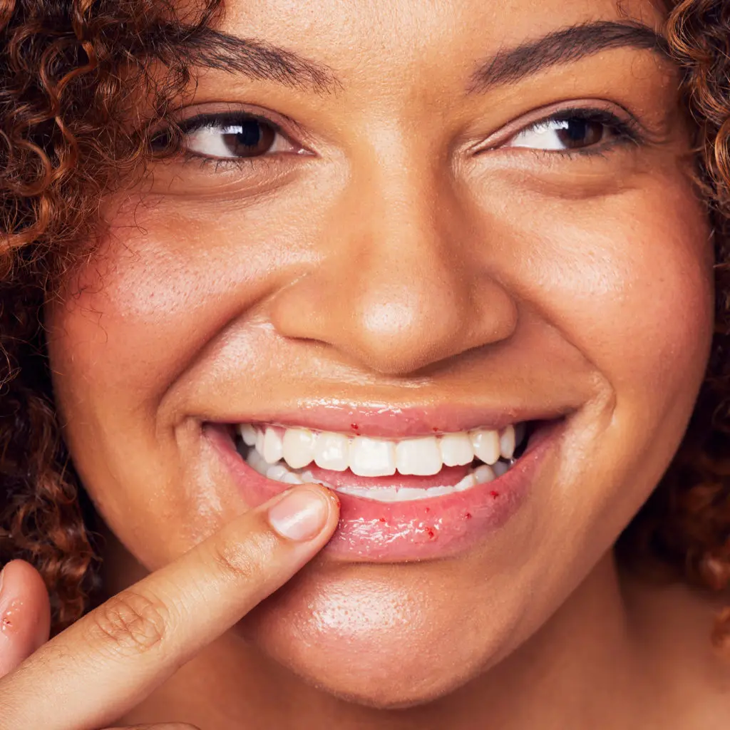 Cosmetics Advertising Photography & Video Production For Face Halo